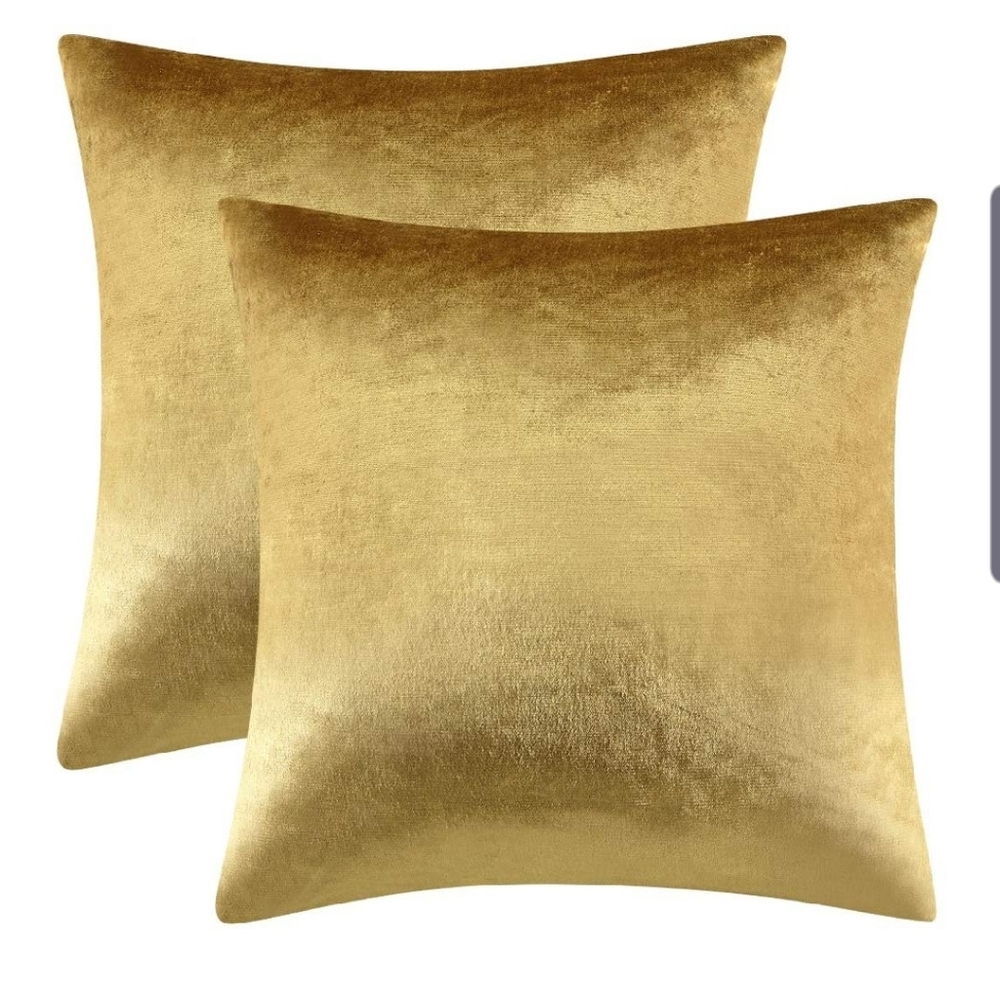 Gold throw pillows set of two